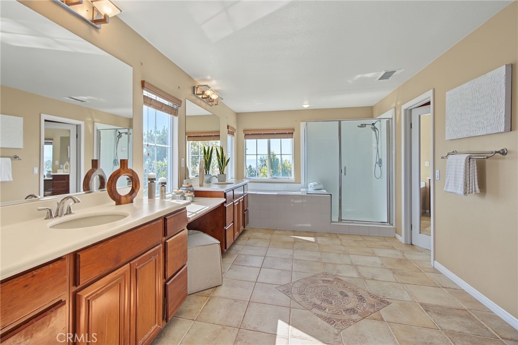 5967 Sandown Place Property Photo 26