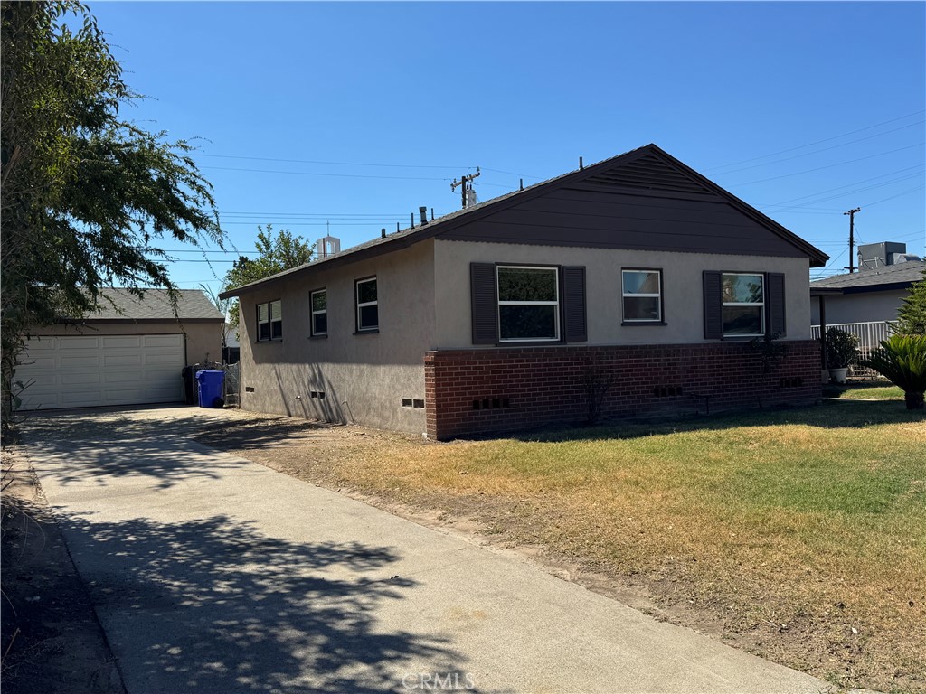25531 18th Property Photo 2