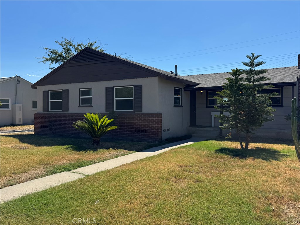 25531 18th Property Photo 3