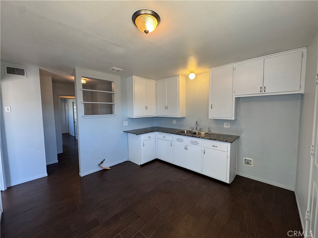25531 18th Property Photo 8
