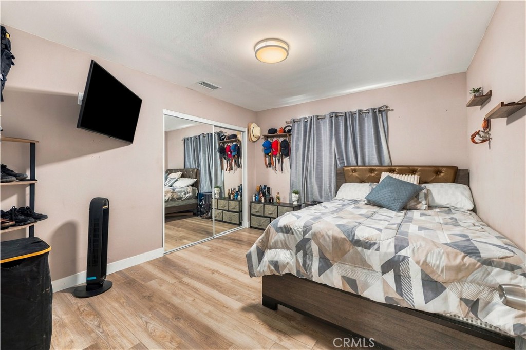 16237 Smoke Tree Property Photo 9