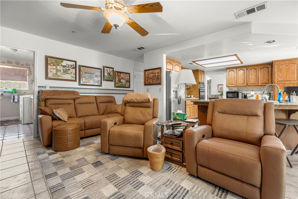 14285 Club View Drive Property Photo 6