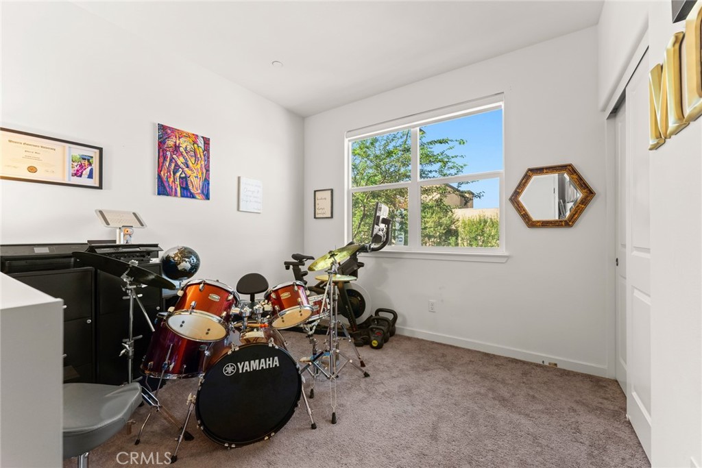 9400 Shade Pl Property Photo 23