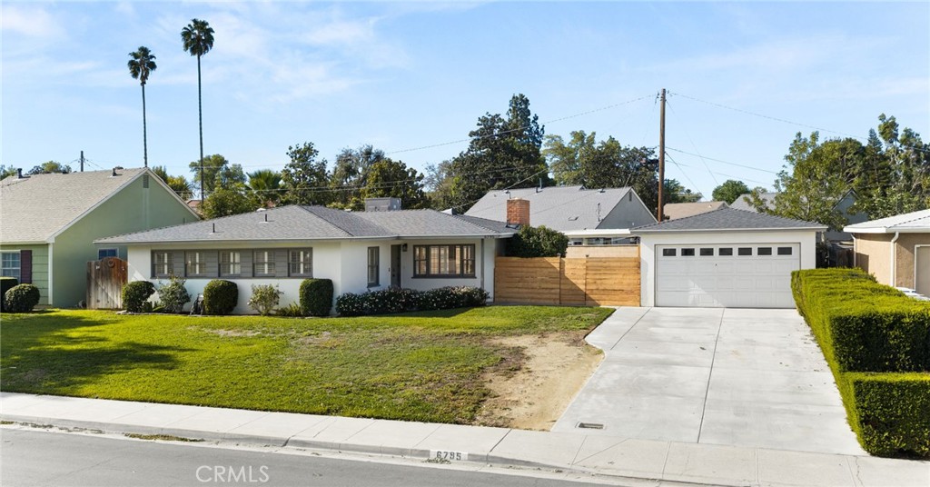 6795 De Anza Property Photo 2