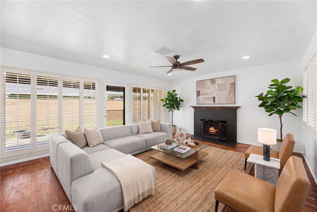6795 De Anza Property Photo 5