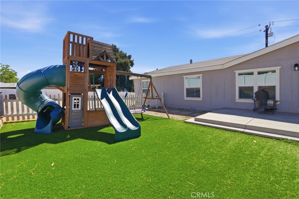 9584 Avenida Miravilla Property Photo 25