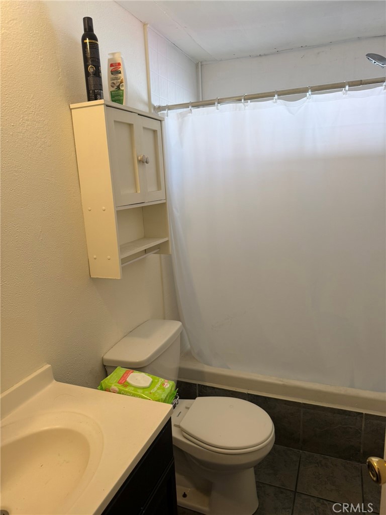 17225 Valley Boulevard 10w Property Photo 11