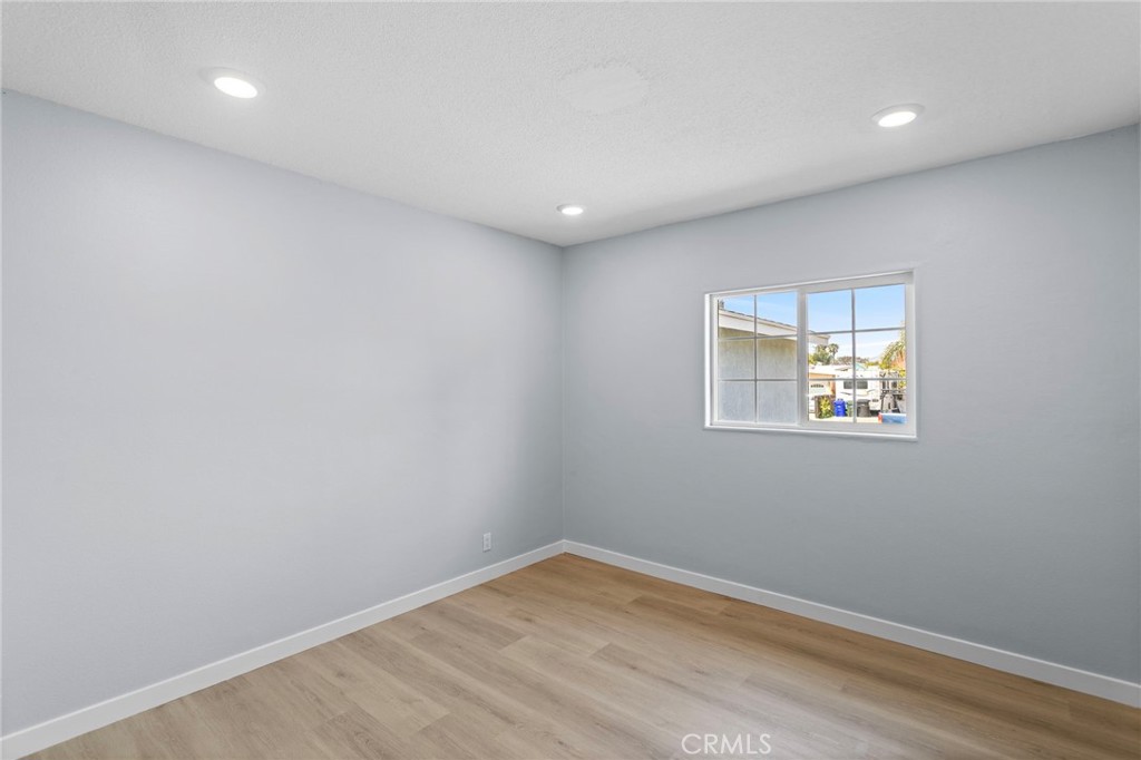 7877 Kempster Property Photo 13