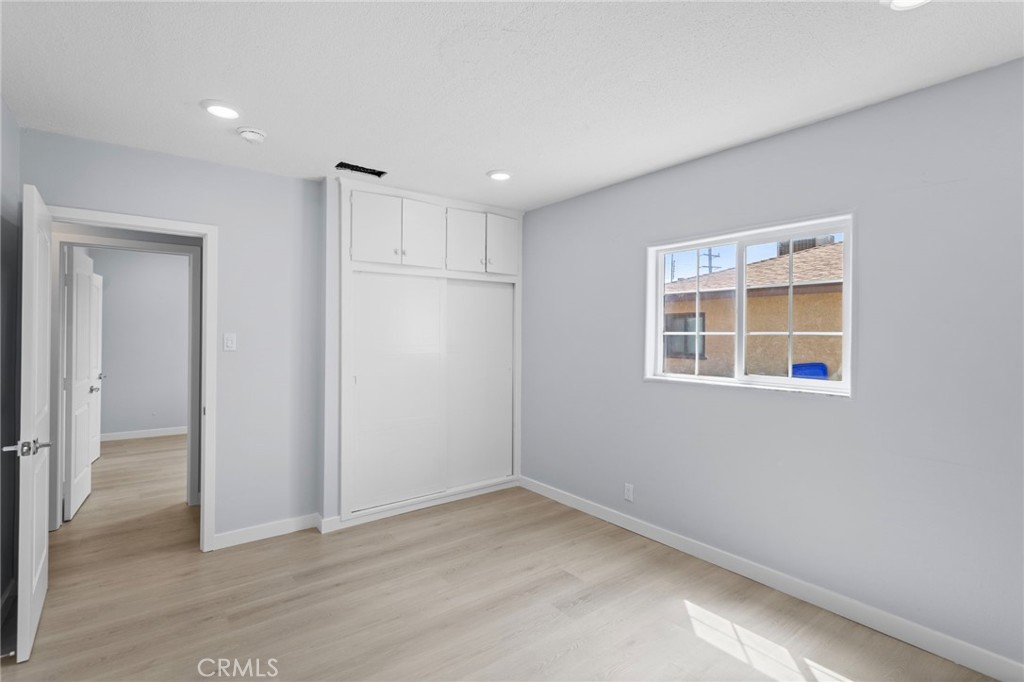 7877 Kempster Property Photo 17