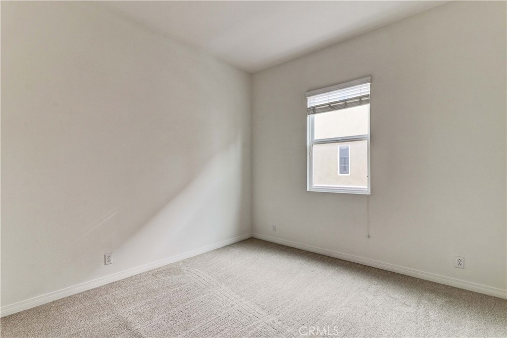 706 W First Street Property Photo 15