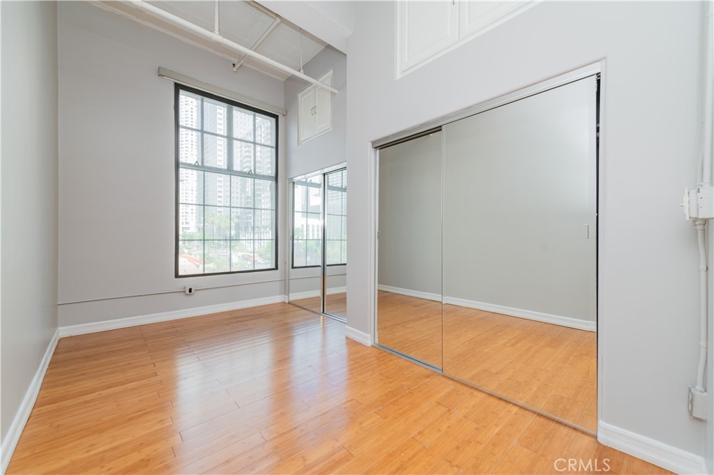 312 W 5th Street 304 Property Photo 10