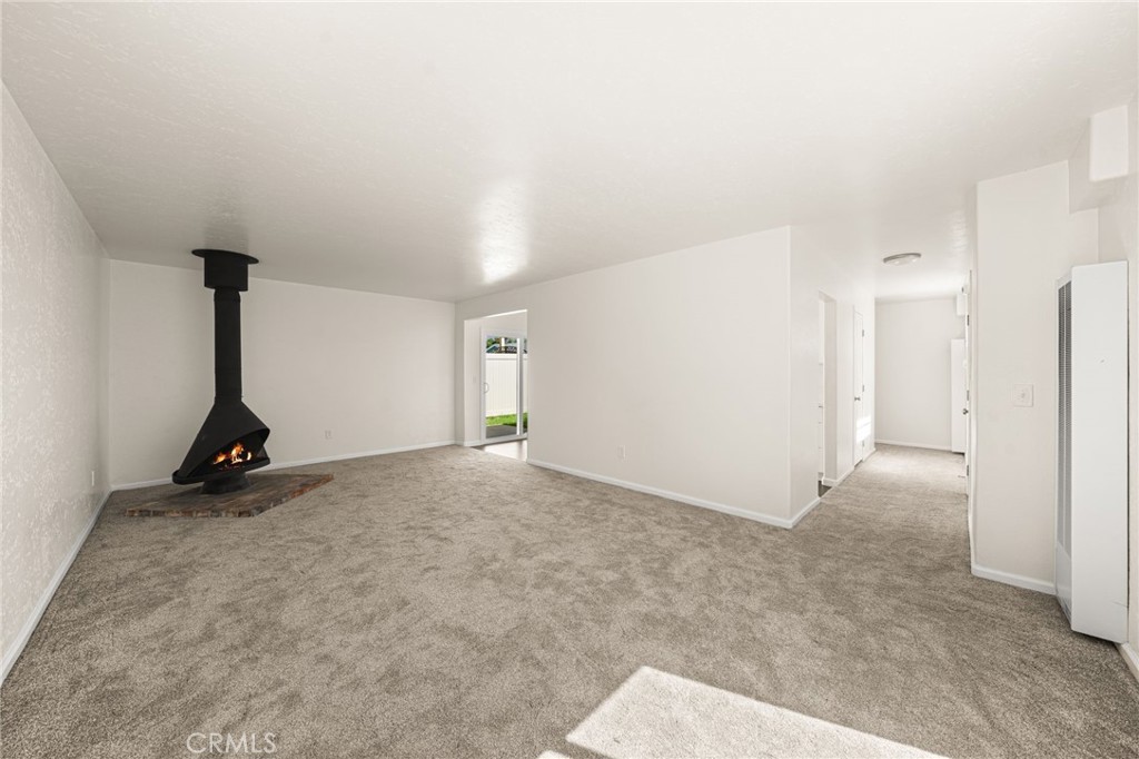 2925 N Sierra Way Property Photo 8