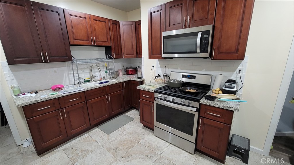 2731 Wabash Avenue Property Photo 5