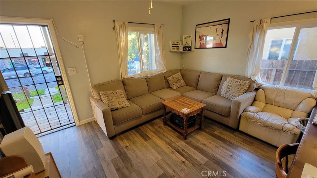 2731 Wabash Avenue Property Photo 9