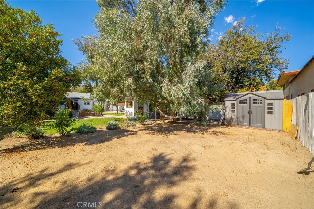 3327 N Crescent Property Photo 41