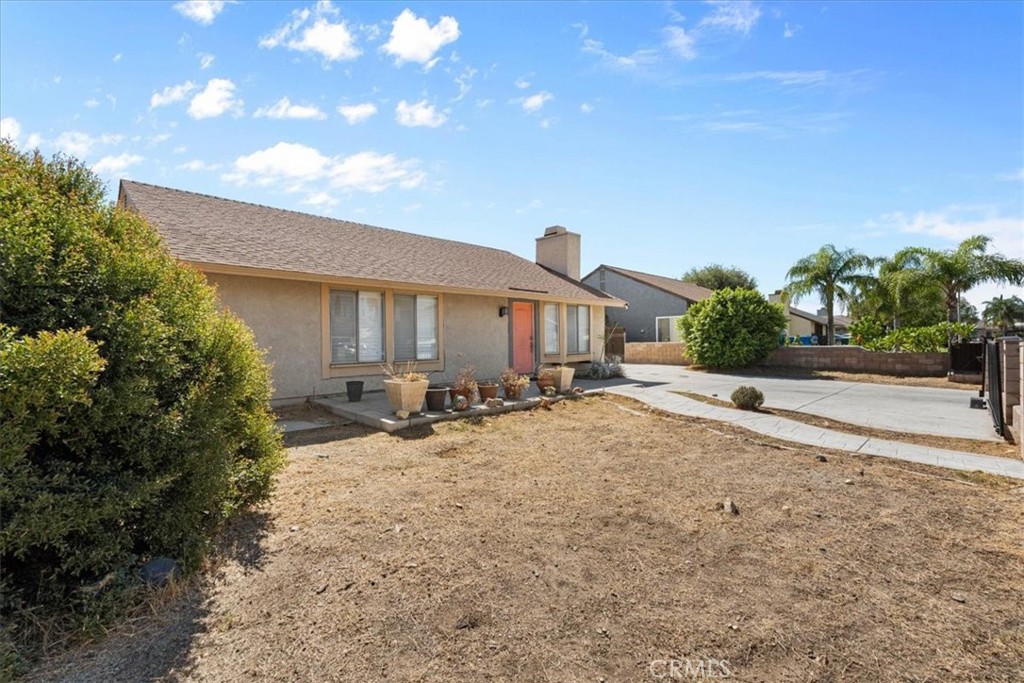 1357 W Jackson Street Property Photo 2