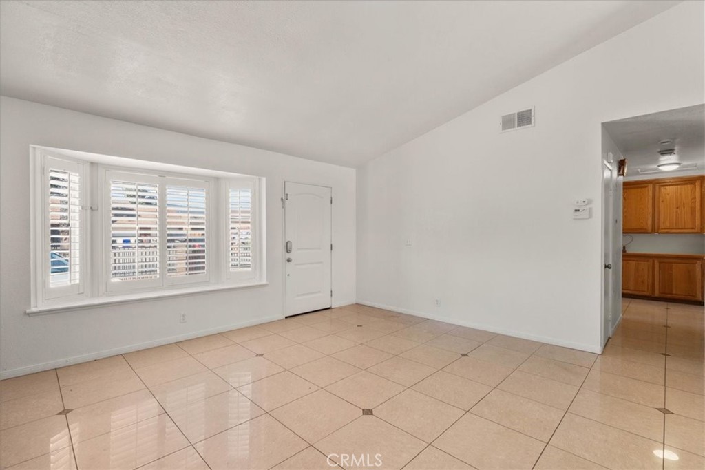 1357 W Jackson Street Property Photo 7