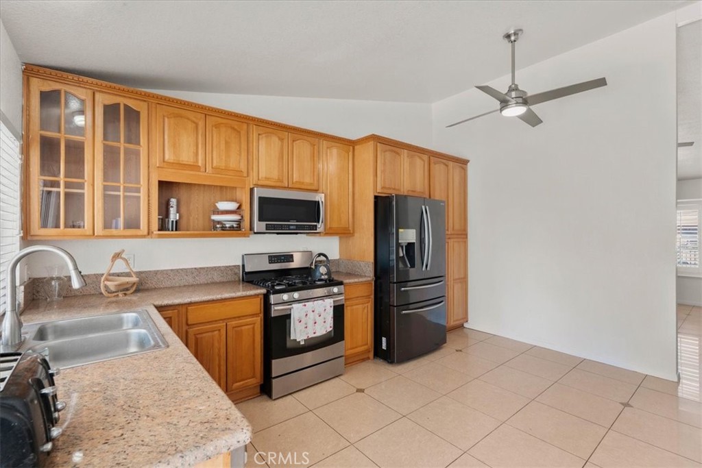 1357 W Jackson Street Property Photo 9