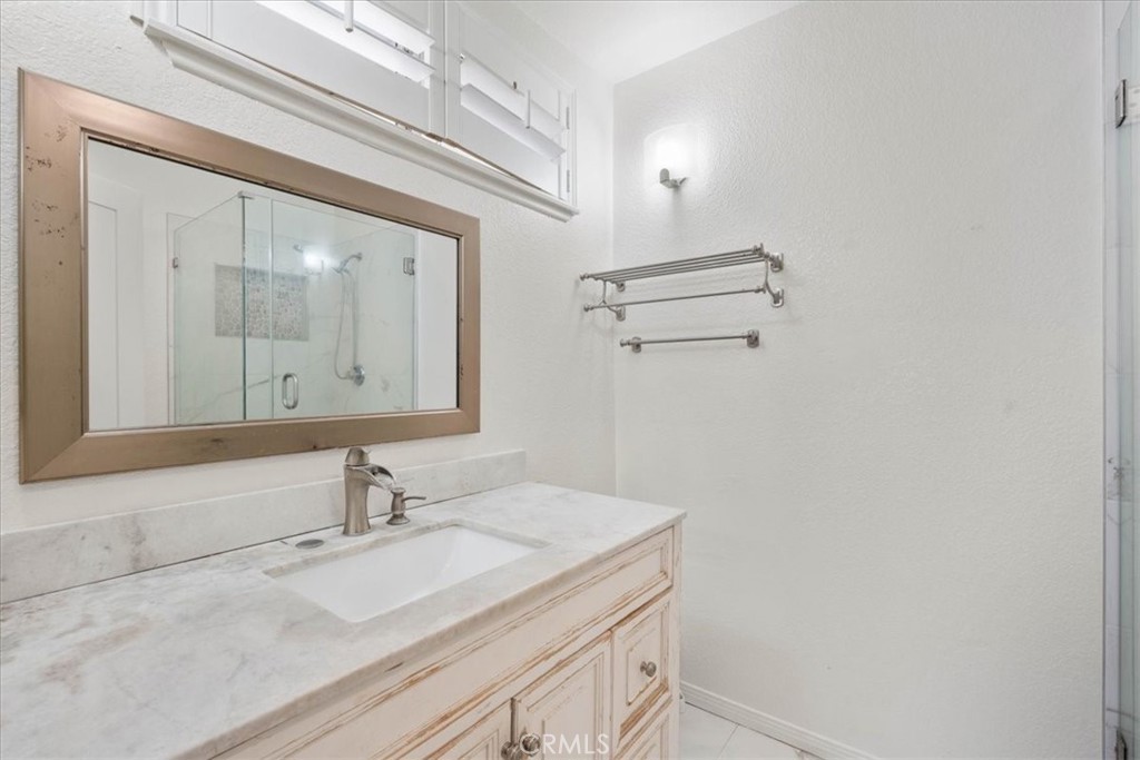 1357 W Jackson Street Property Photo 20