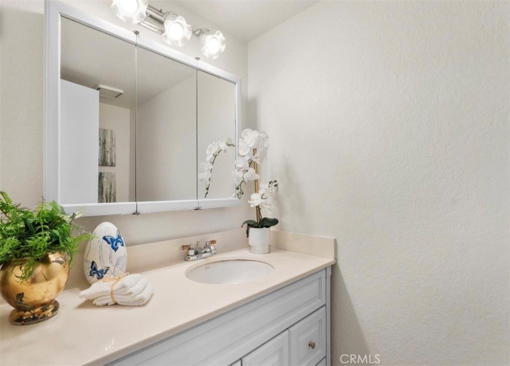 14729 Weeping Willow Property Photo 12