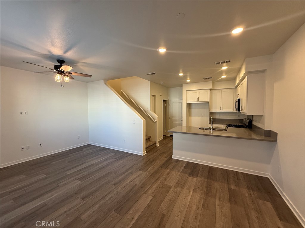 1345 Clary Court Property Photo 4