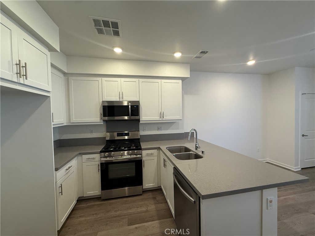 1345 Clary Court Property Photo 6