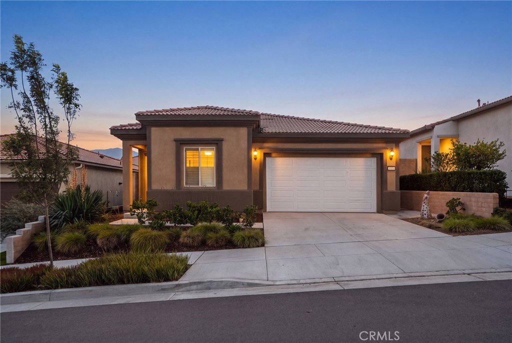 23793 Highvale Property Photo 2