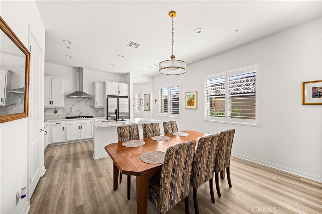 23793 Highvale Property Photo 12