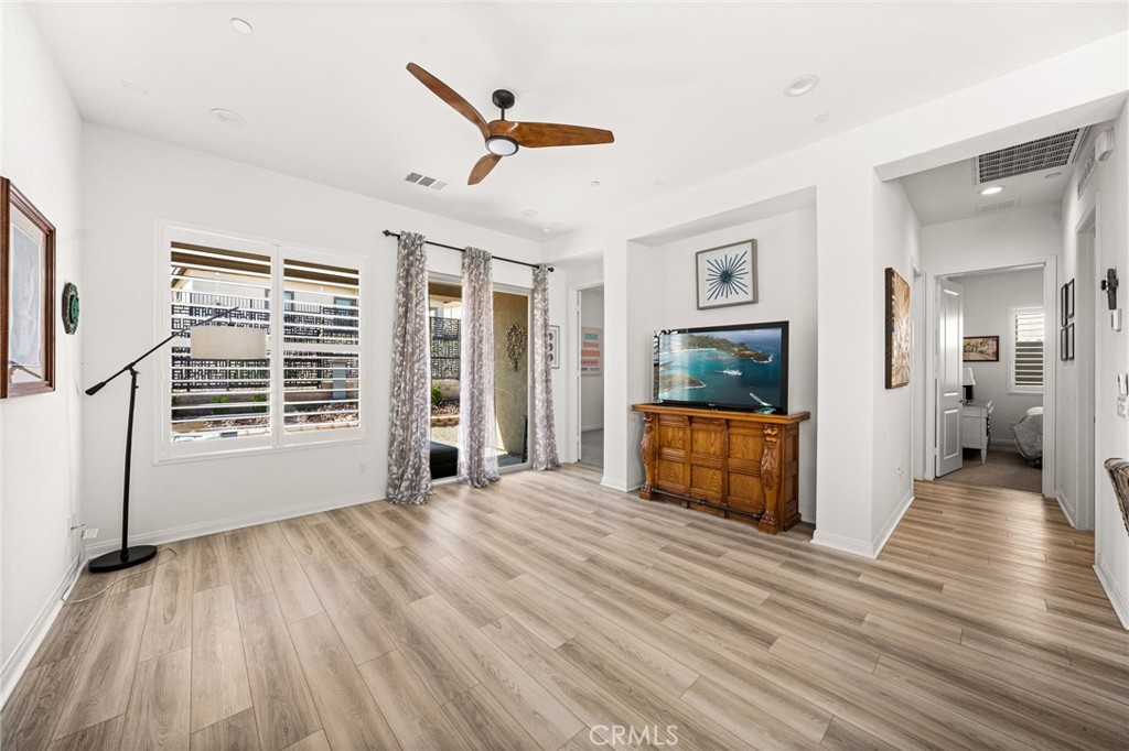 23793 Highvale Property Photo 13