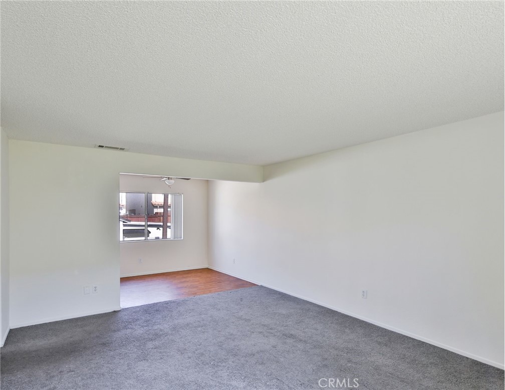 1817 E 2nd Street Property Photo 54