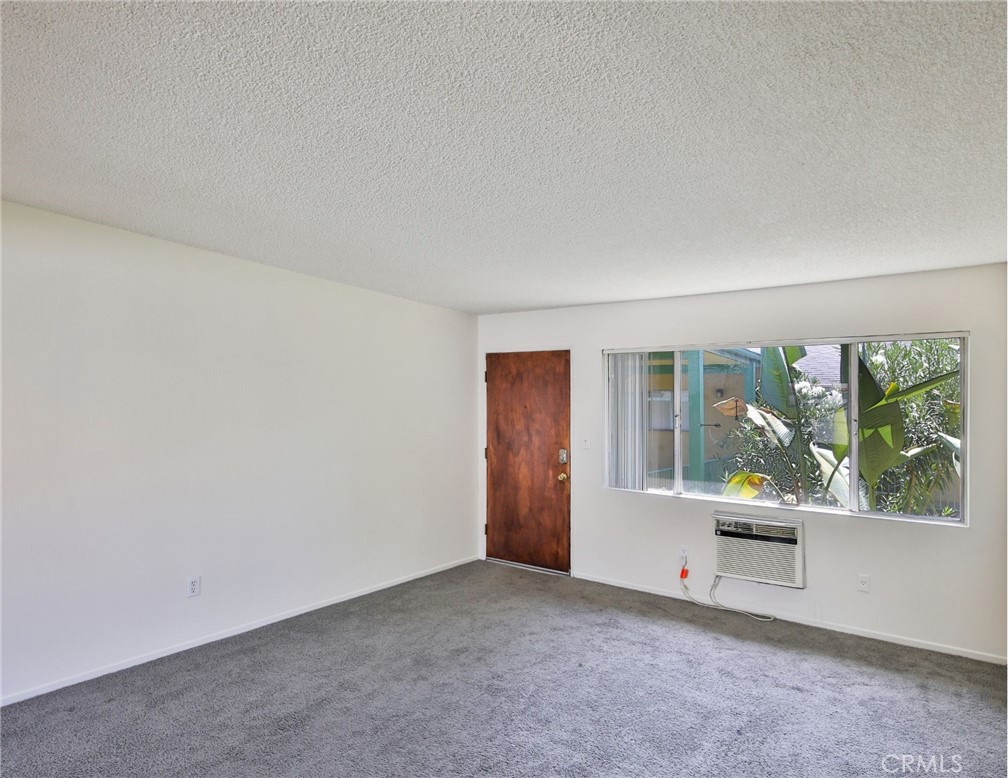 1817 E 2nd Street Property Photo 60