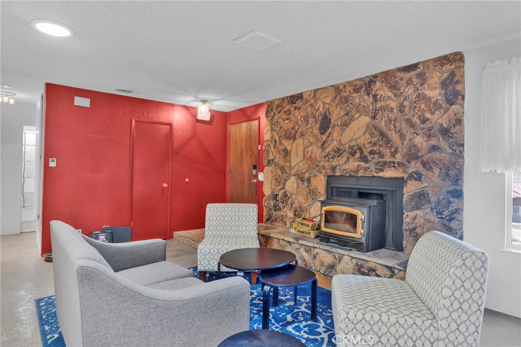 7929 Mono Property Photo 12