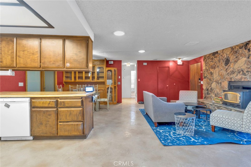 7929 Mono Property Photo 16