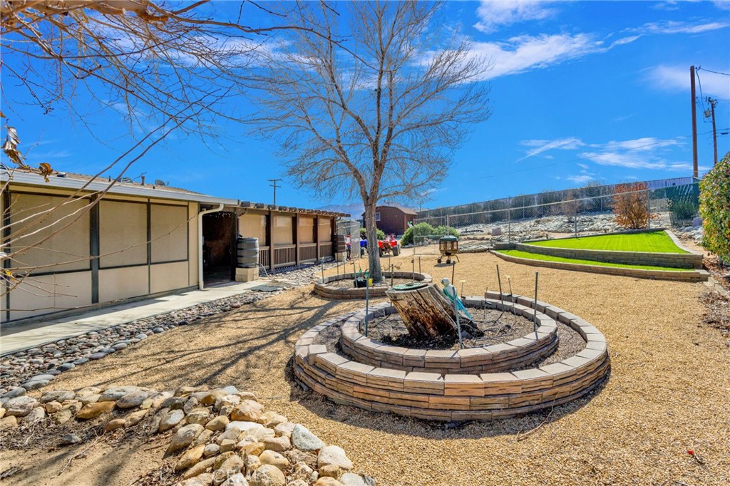 7929 Mono Property Photo 53