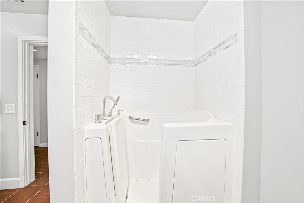 23335 Westwood Street Property Photo 43