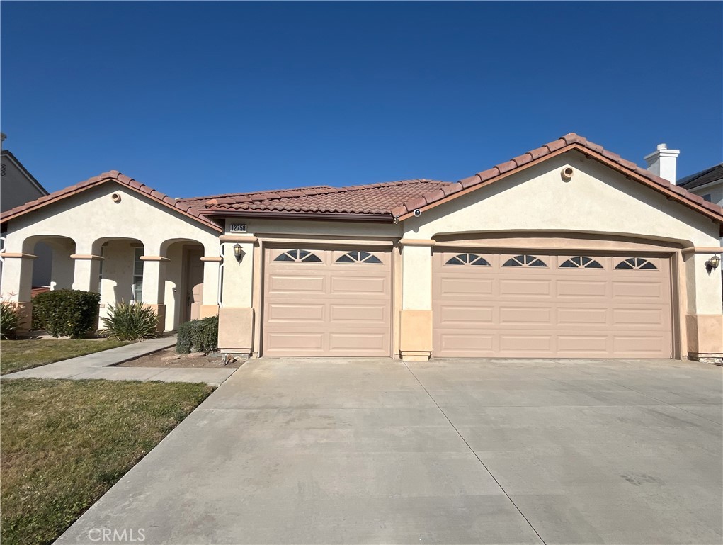 12758 Royal Palm Ln Property Photo 1