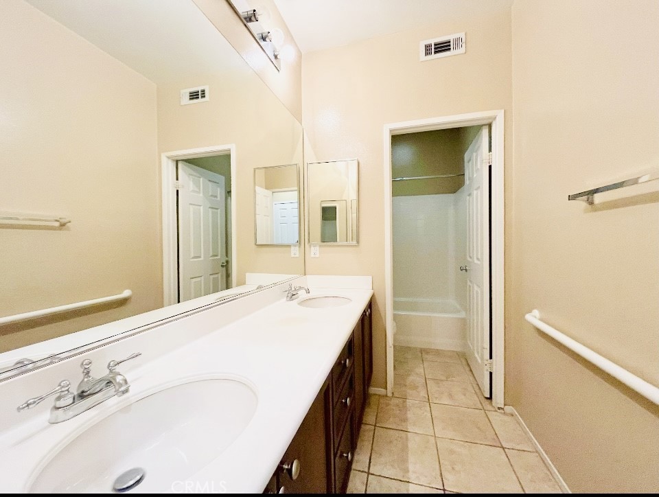 12758 Royal Palm Ln Property Photo 13