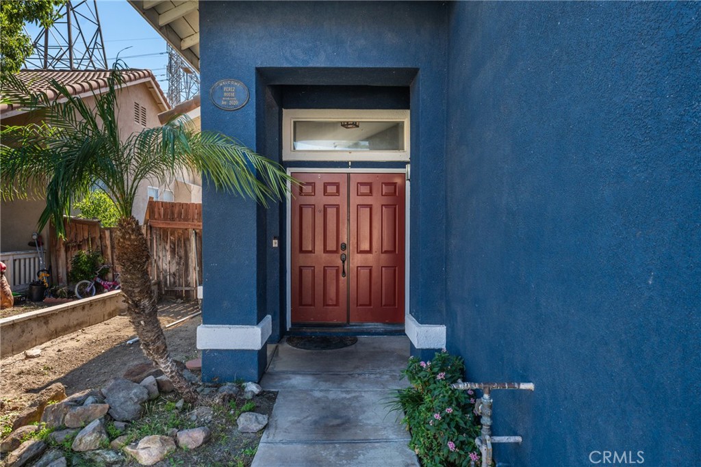 15027 Camellia Property Photo 3
