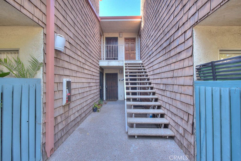 5700 Etiwanda 212 Property Photo 3