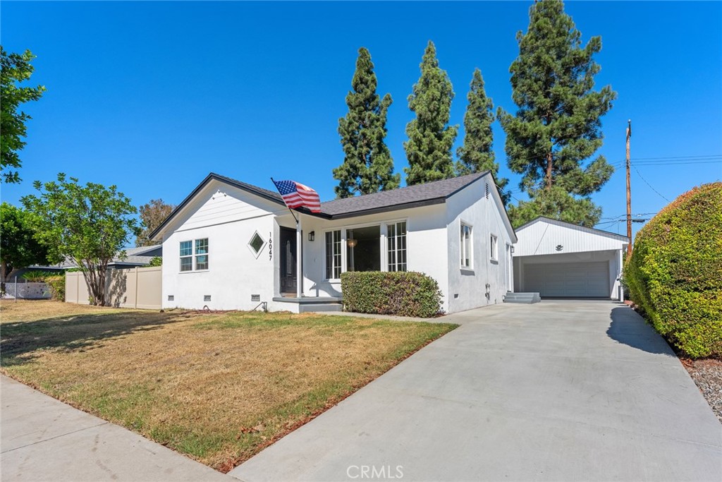 16047 Orsa Drive Property Photo 1