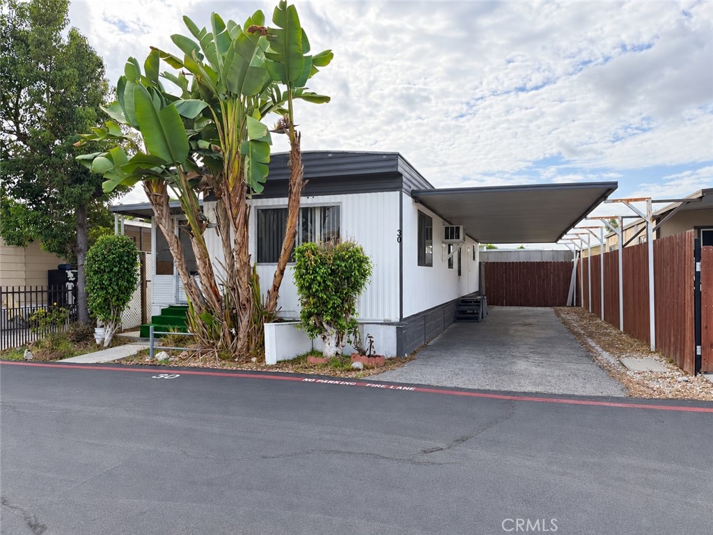 18151 Valley Boulevard 30 Property Photo 2