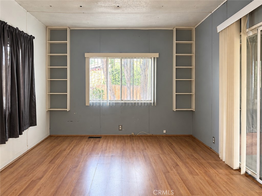 18151 Valley Boulevard 30 Property Photo 4