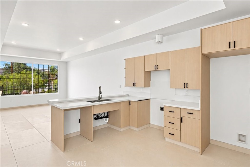 12255 3rd Property Photo 10