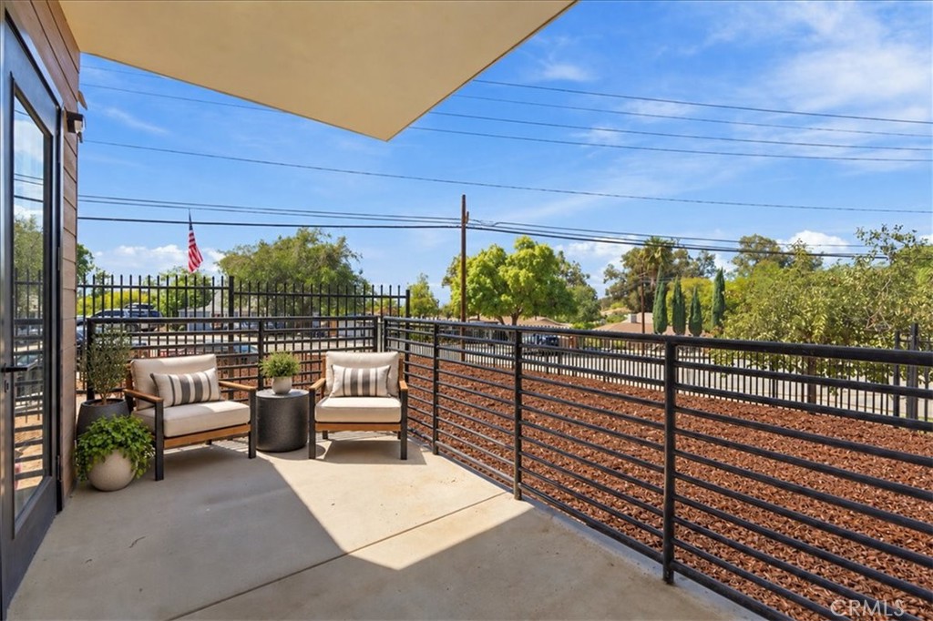 12255 3rd Property Photo 18
