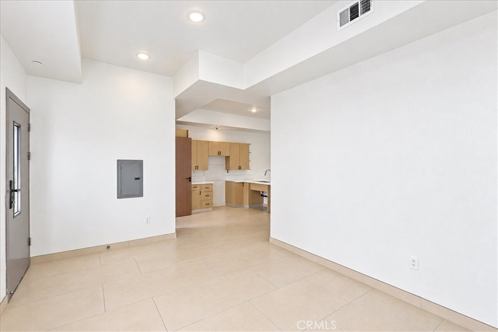 12255 3rd Property Photo 23