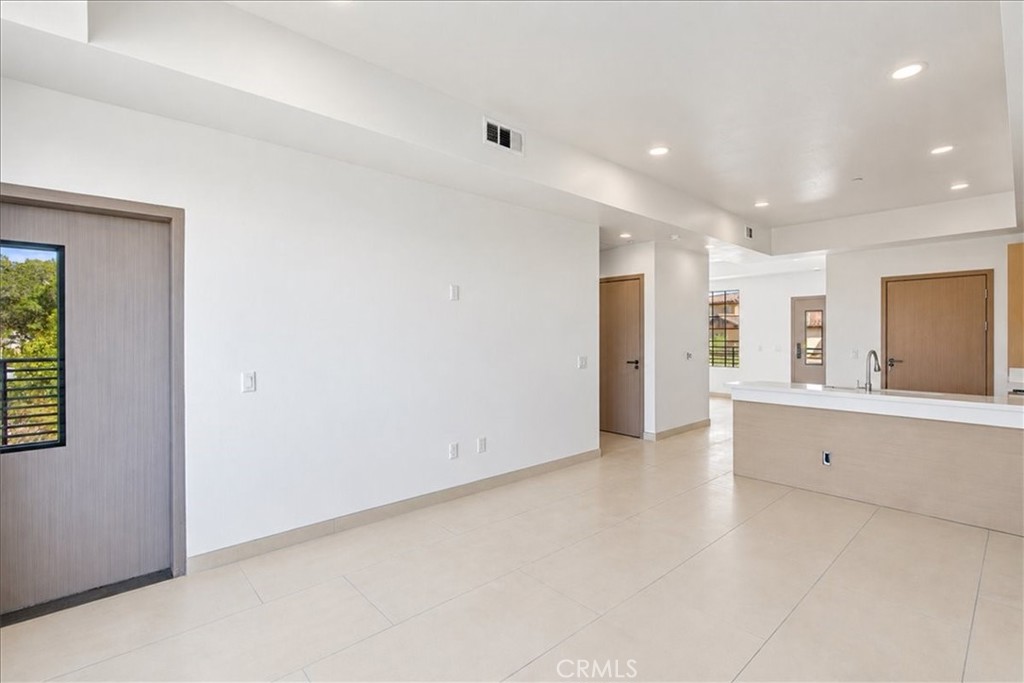 12255 3rd Property Photo 24