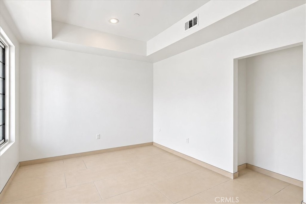 12255 3rd Property Photo 29