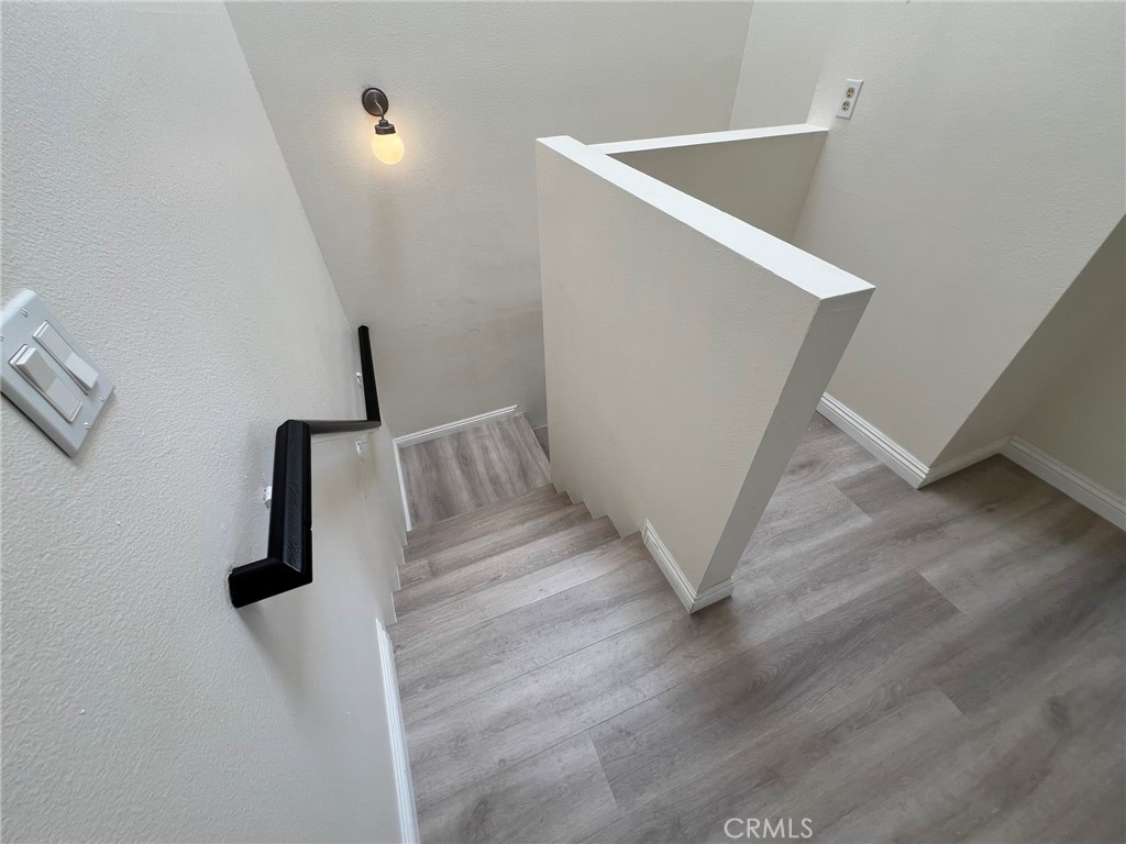 181 W La Verne Avenue 11 Property Photo 11