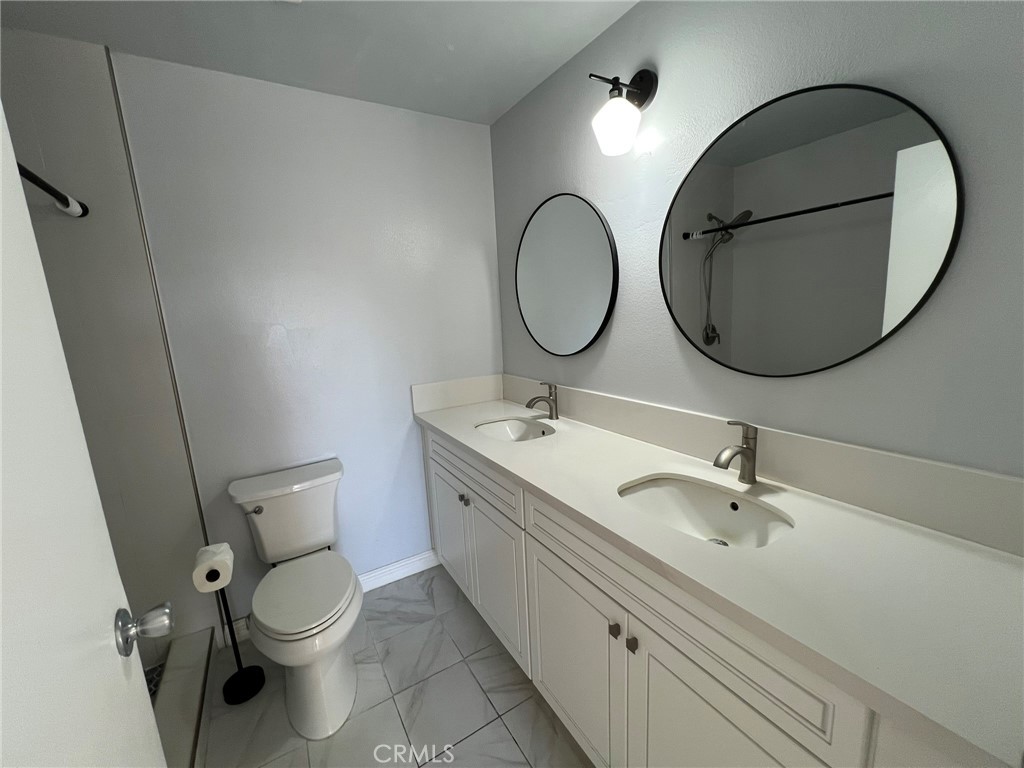 181 W La Verne Avenue 11 Property Photo 12