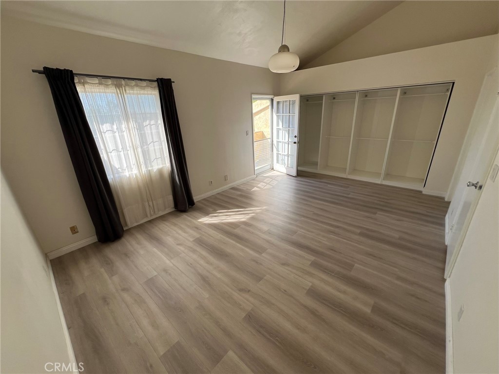 181 W La Verne Avenue 11 Property Photo 15
